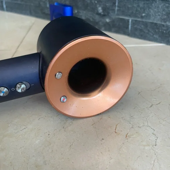 Dyson Hairdryer - Picture 12 of 13